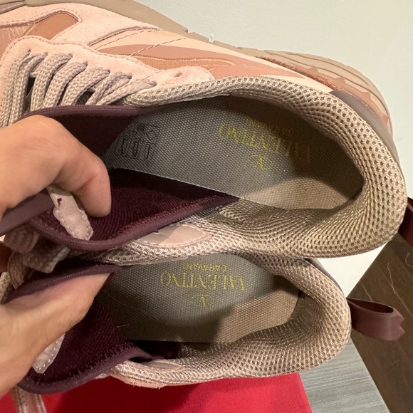 Valentino garavani - Picture 8 of 9